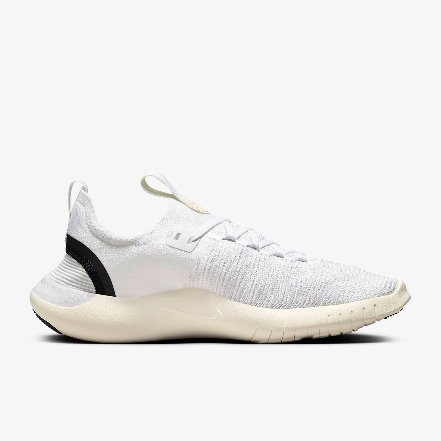 ナイキ オーセンティック 新品 レディース 快適で通気性のあ - Women Shoes Running Nike のレビューと価格