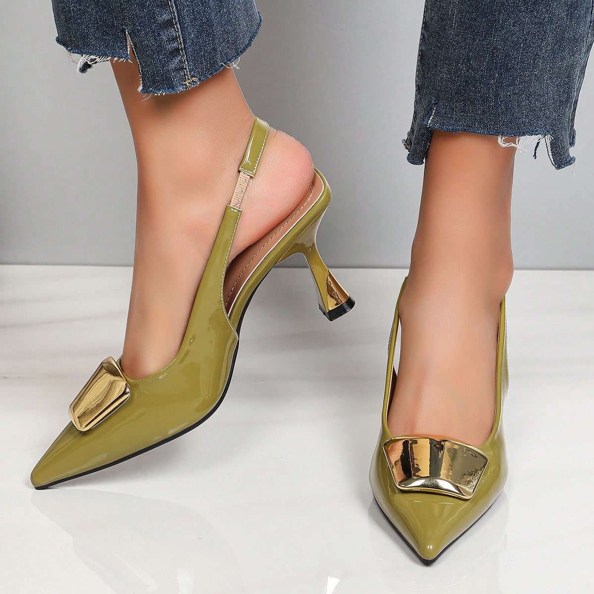 エレガントなデザインの、つま先が閉じられたポインテッドトゥの - Women'S Shoes Clogs のレビューと価格